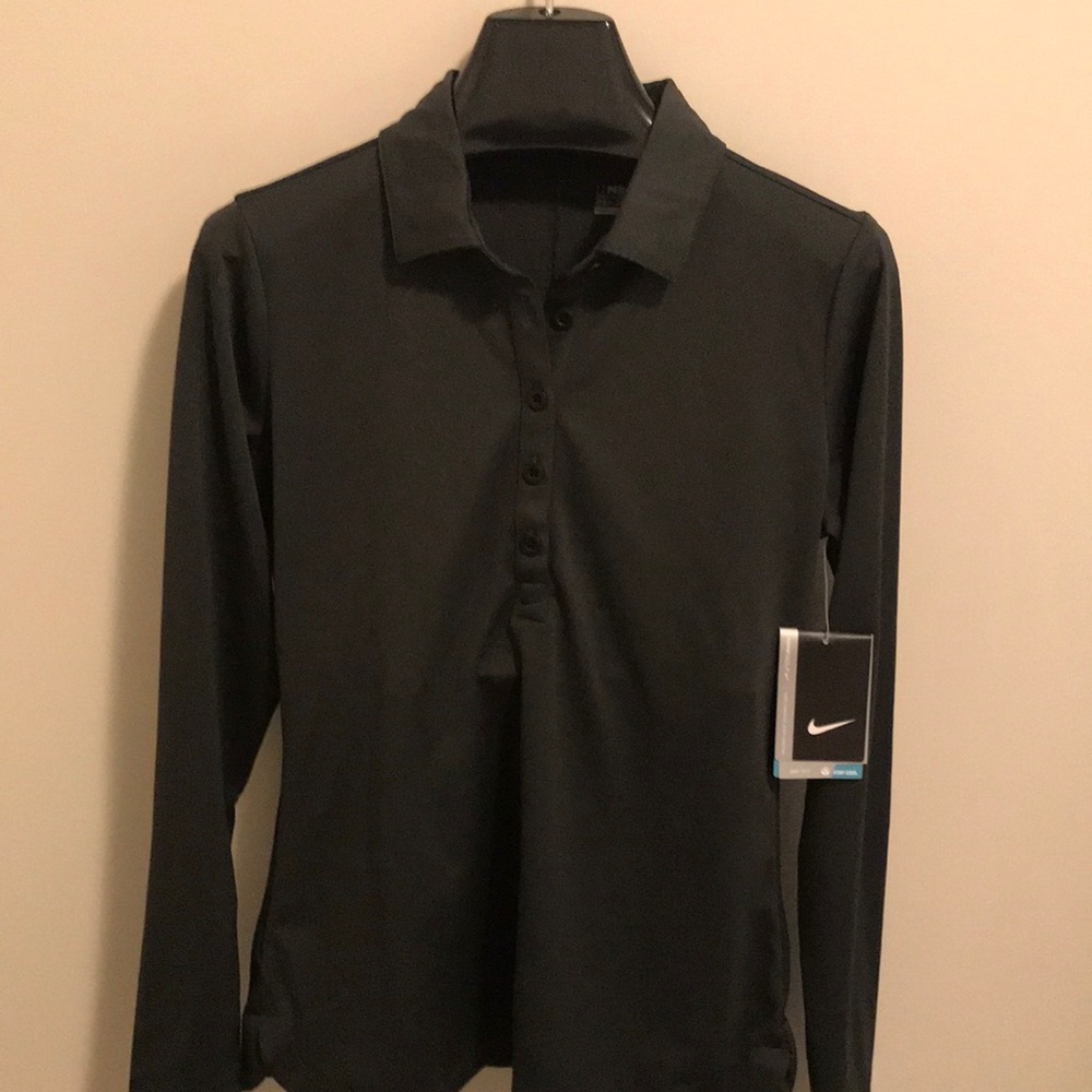 Nike WOMANS shirt